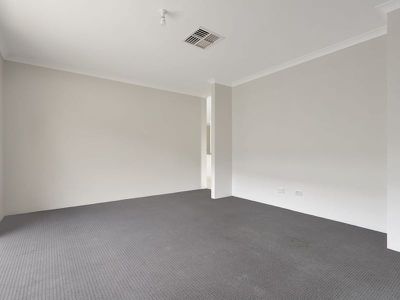 54 Claret Ash Boulevard , Baldivis