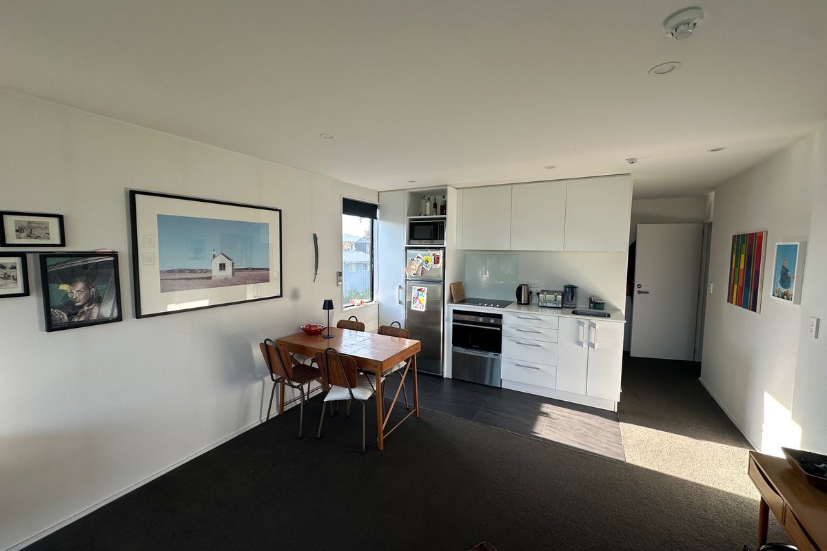 310A / 282 Madras St, City Centre