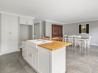 6668 Channel Highway, Deep Bay