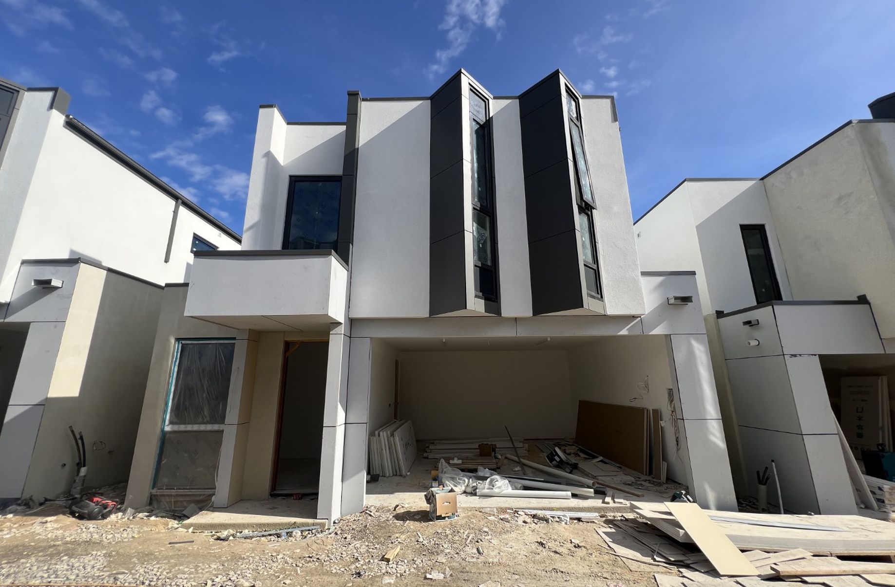 1-8 / 30 Octantis Street, Doncaster East