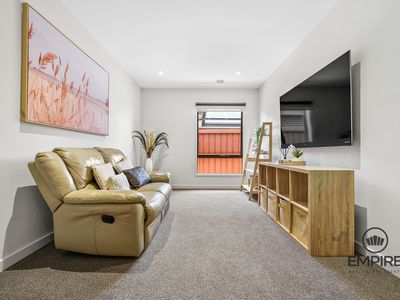 4 Myrtleford Avenue, Clyde