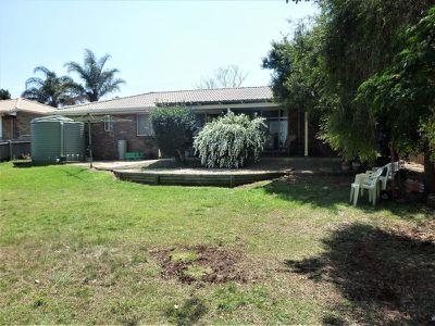 9 Fairview Drive, Kingaroy