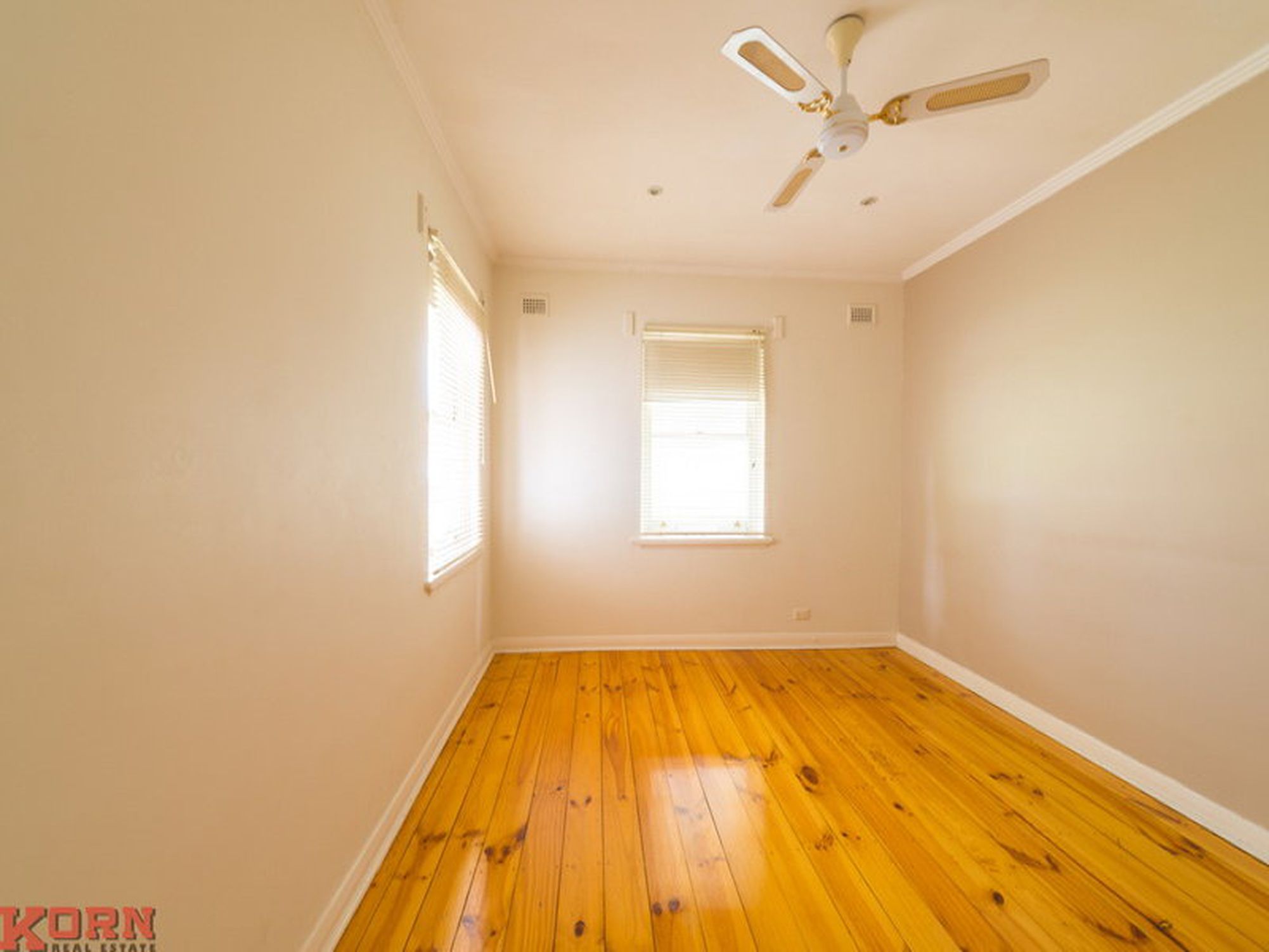 81 Pine Avenue, Glenelg North