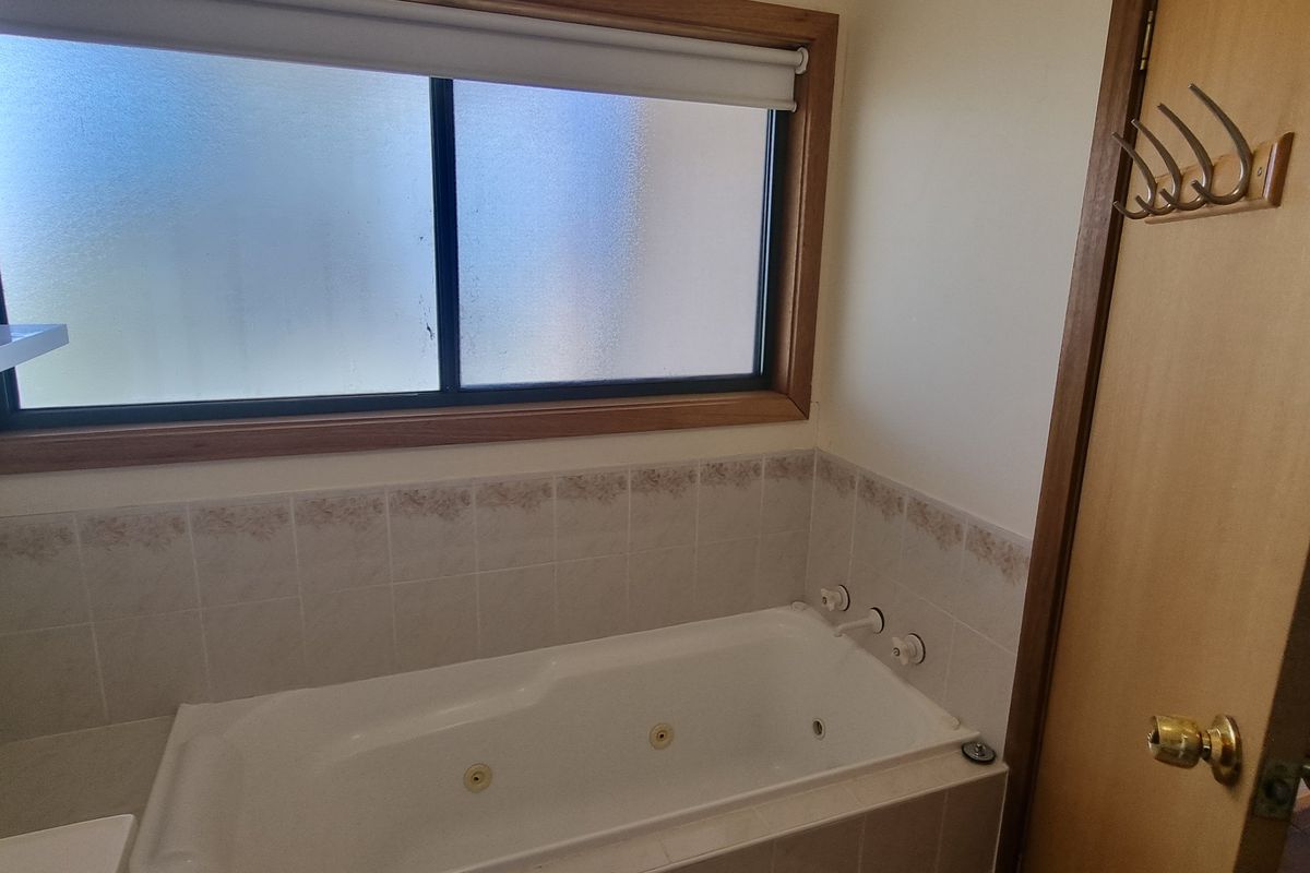 1 / 6 Adams Avenue, East Jindabyne