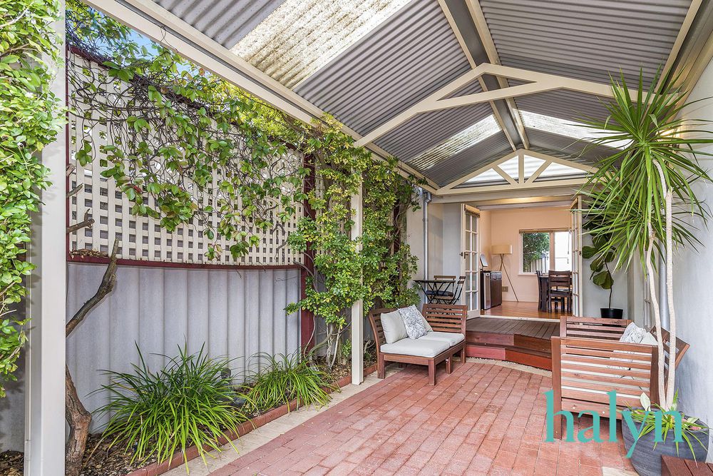 89 Scarborough Beach Road, Mount Hawthorn