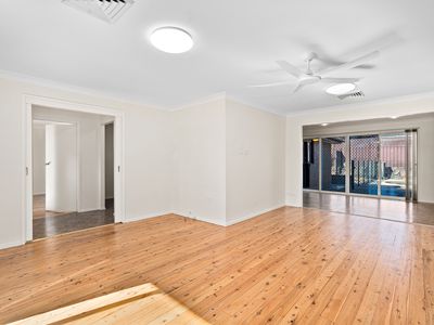 10 Malvern Close, St Johns Park