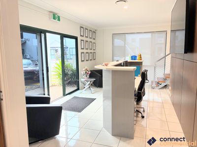 1 / 62 Siganto Drive, Helensvale