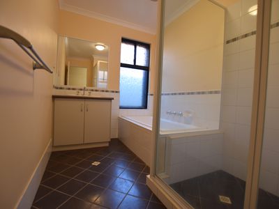 12 / 4 Reynolds Place, South Hedland