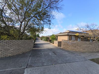 9 / 270A Pakington Street, Newtown