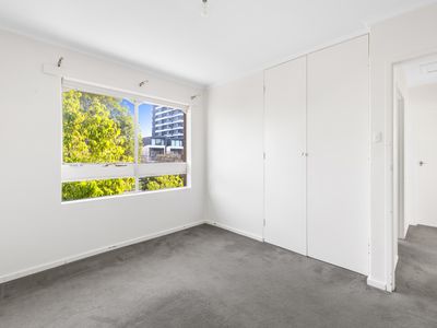 6 / 55 Cowper Street, Footscray