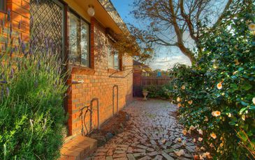 4 / 25-27 Peel Street, Berwick