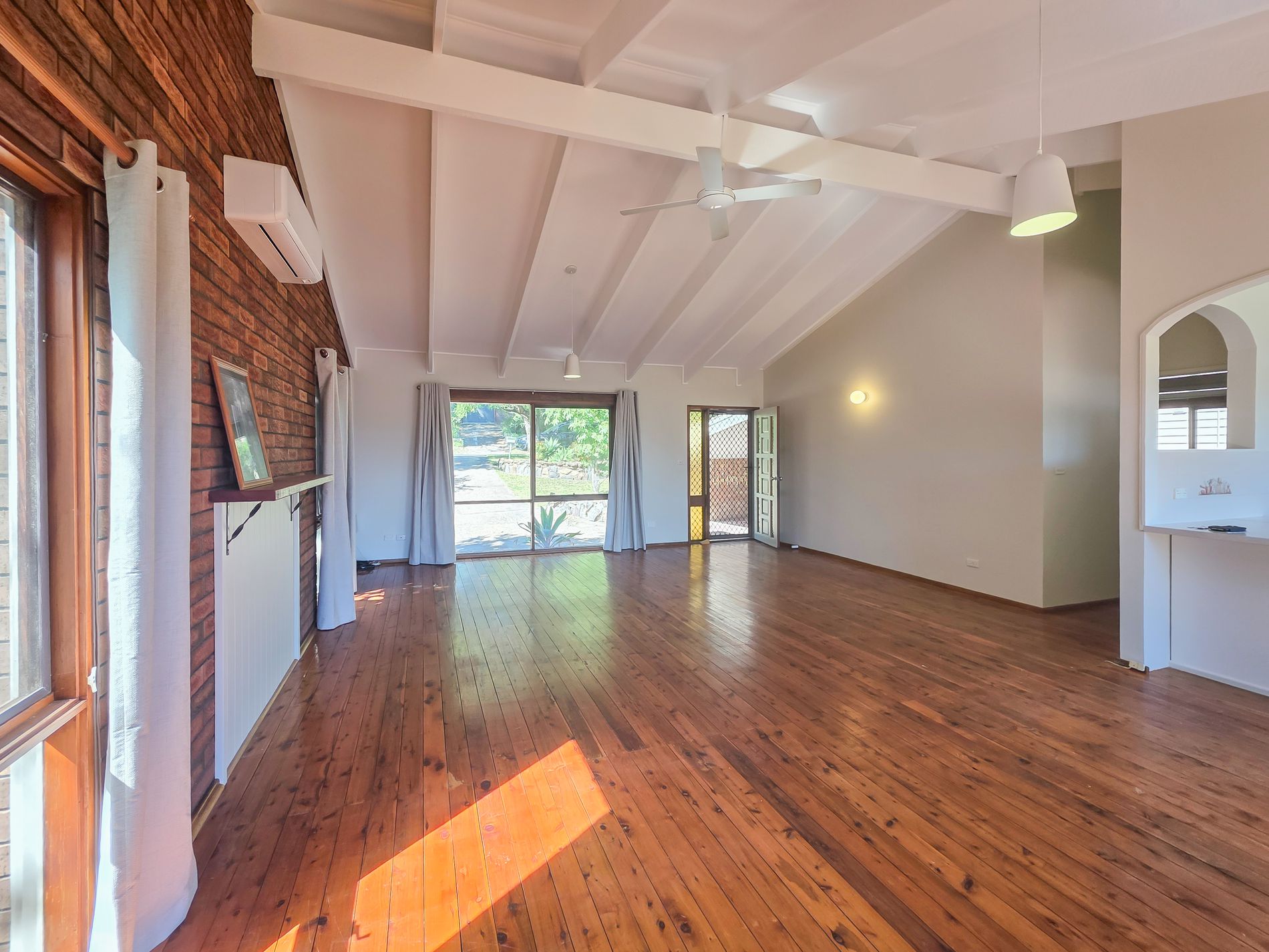 5 Burrawang Crescent, Sunshine Bay