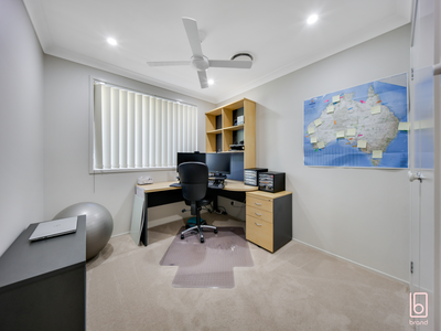 58 Nelmes Road, Blue Haven