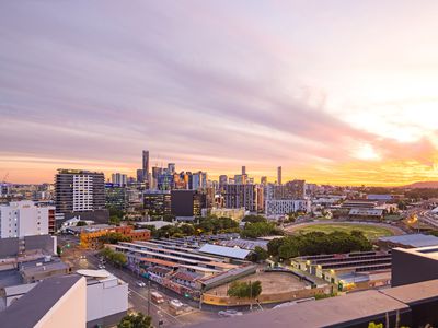 1121 / 16 Hamilton Place, Bowen Hills