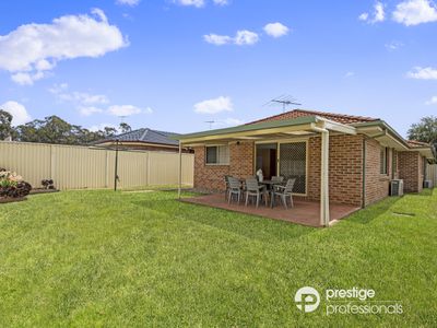 12 Woolmers Court, Wattle Grove