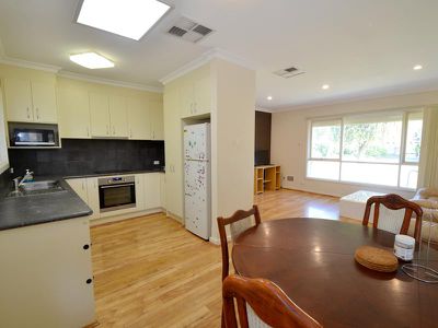 14 Mereworth Road, Thornlie