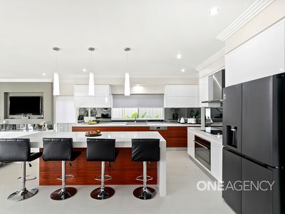 6 Laguna Close, Shell Cove