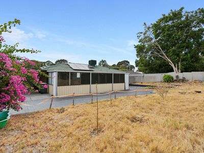 28 Wooramel Crescent, Gosnells