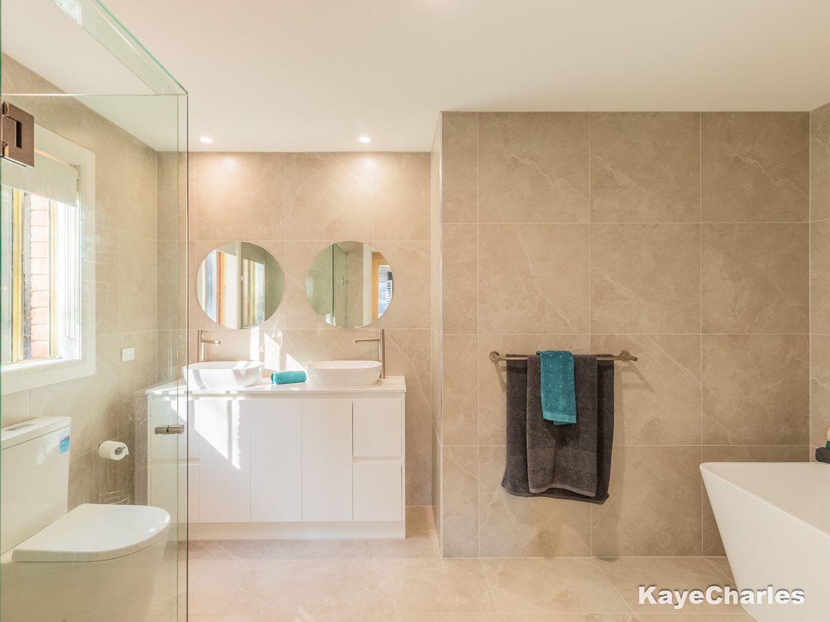 6 Mountain View Circuit, Beaconsfield