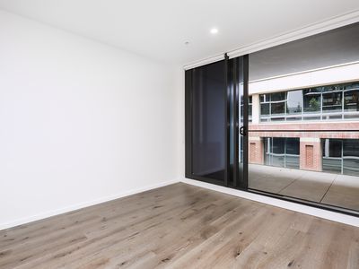210 / 4 Young Street , Moonee Ponds