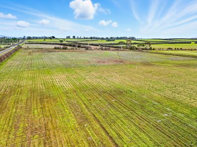 26 Wilmores Lane, Longford
