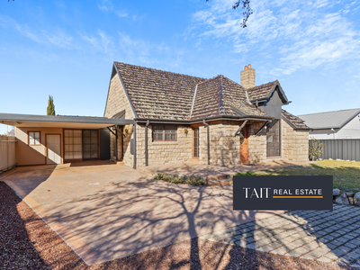 5 Armstrong Court, Wangaratta