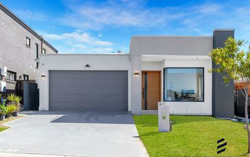 19 Hester Avenue, Claymore