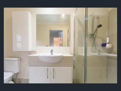 1 / 5 Pepper Berry Street, Maleny
