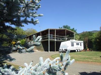 14-16 Young Crescent, Tawonga South