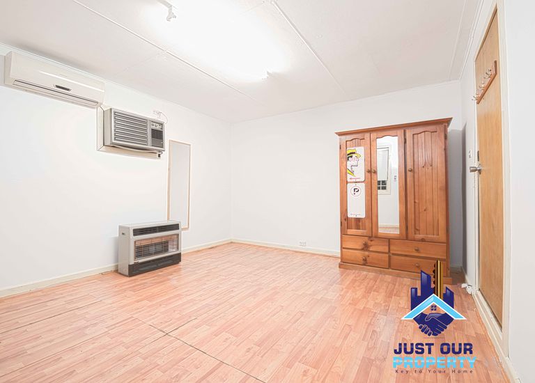 32 Clarence Street, Condell Park