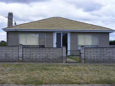 6 Paterson Crescent, George Town