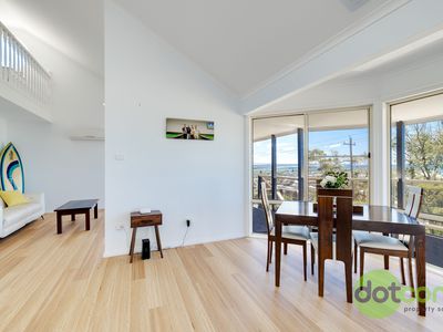 37 Scenic Drive, Caves Beach