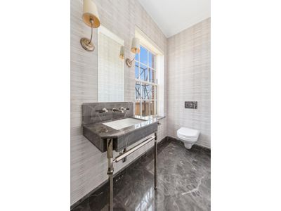 18 Gramercy Park South, New York, NY, International