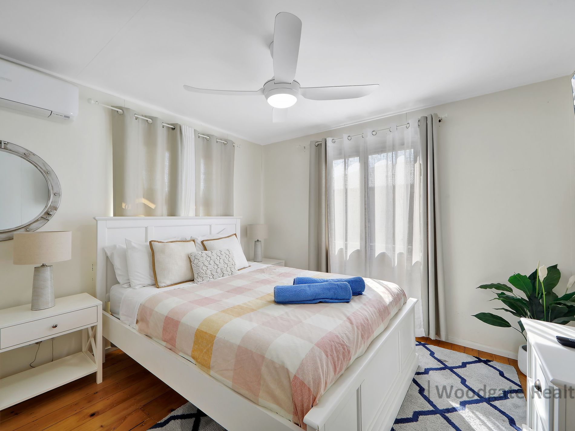 21 Esplanade Walkers Pt., Woodgate
