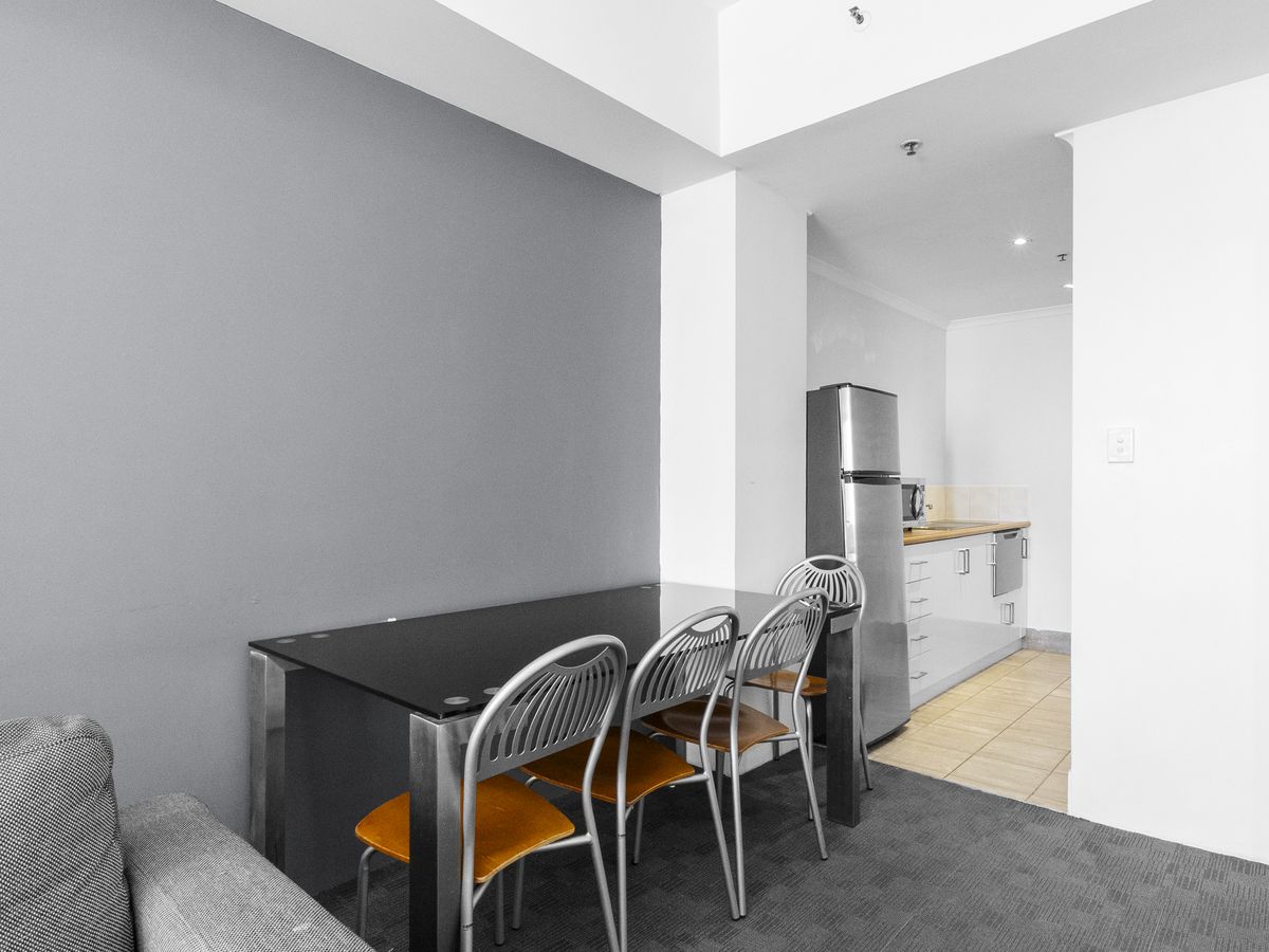 1002 / 12 Victoria Avenue, Perth