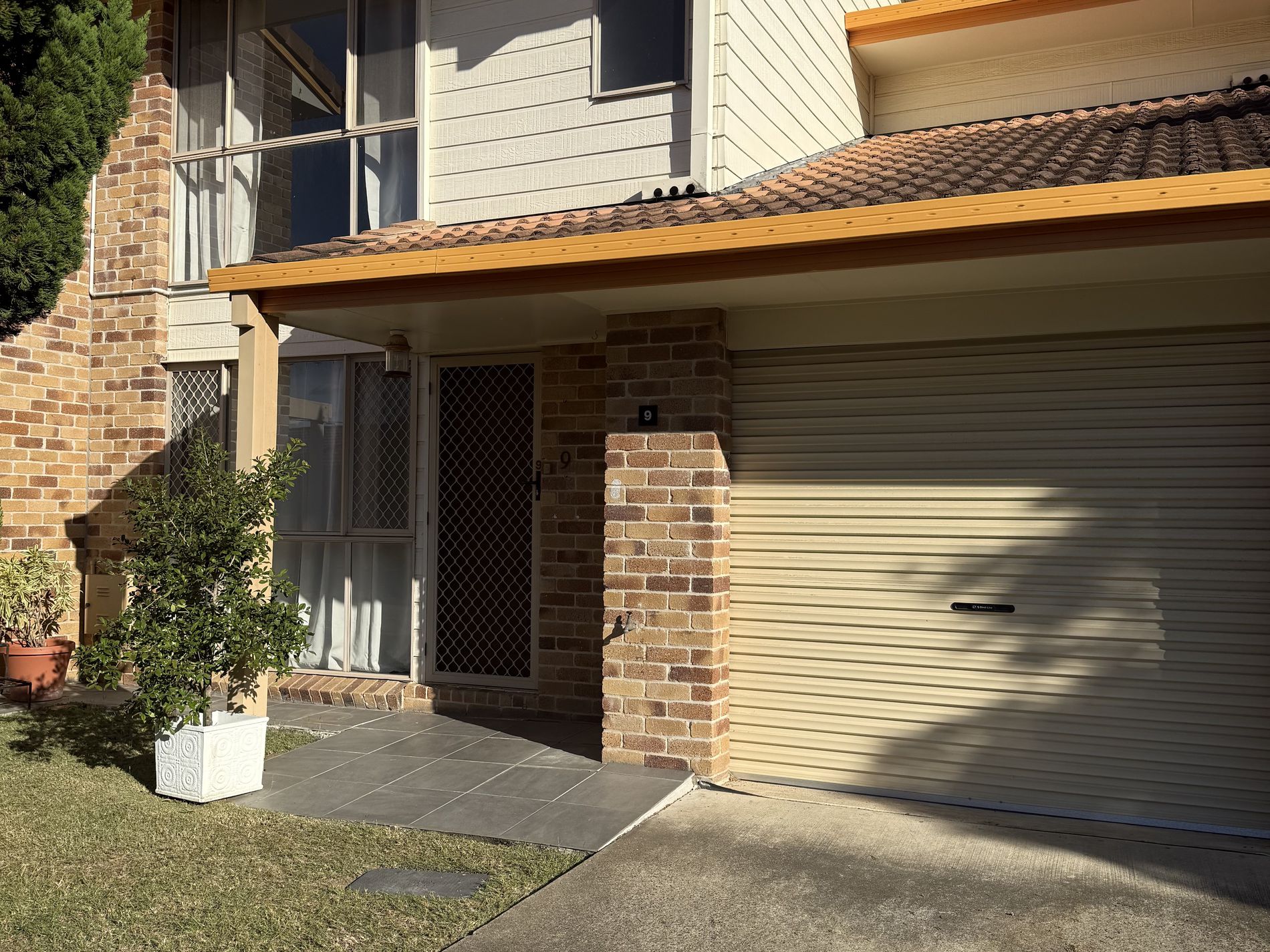 Unit 9 / 1A Joyce Street, East Ipswich