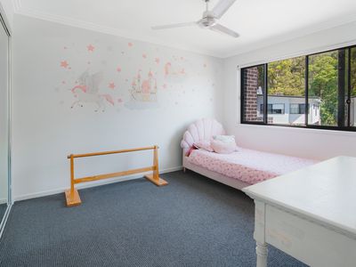 22 / 18 Tian Crescent, Upper Coomera