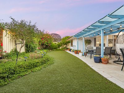 31 Simmonds Parade, Winthrop