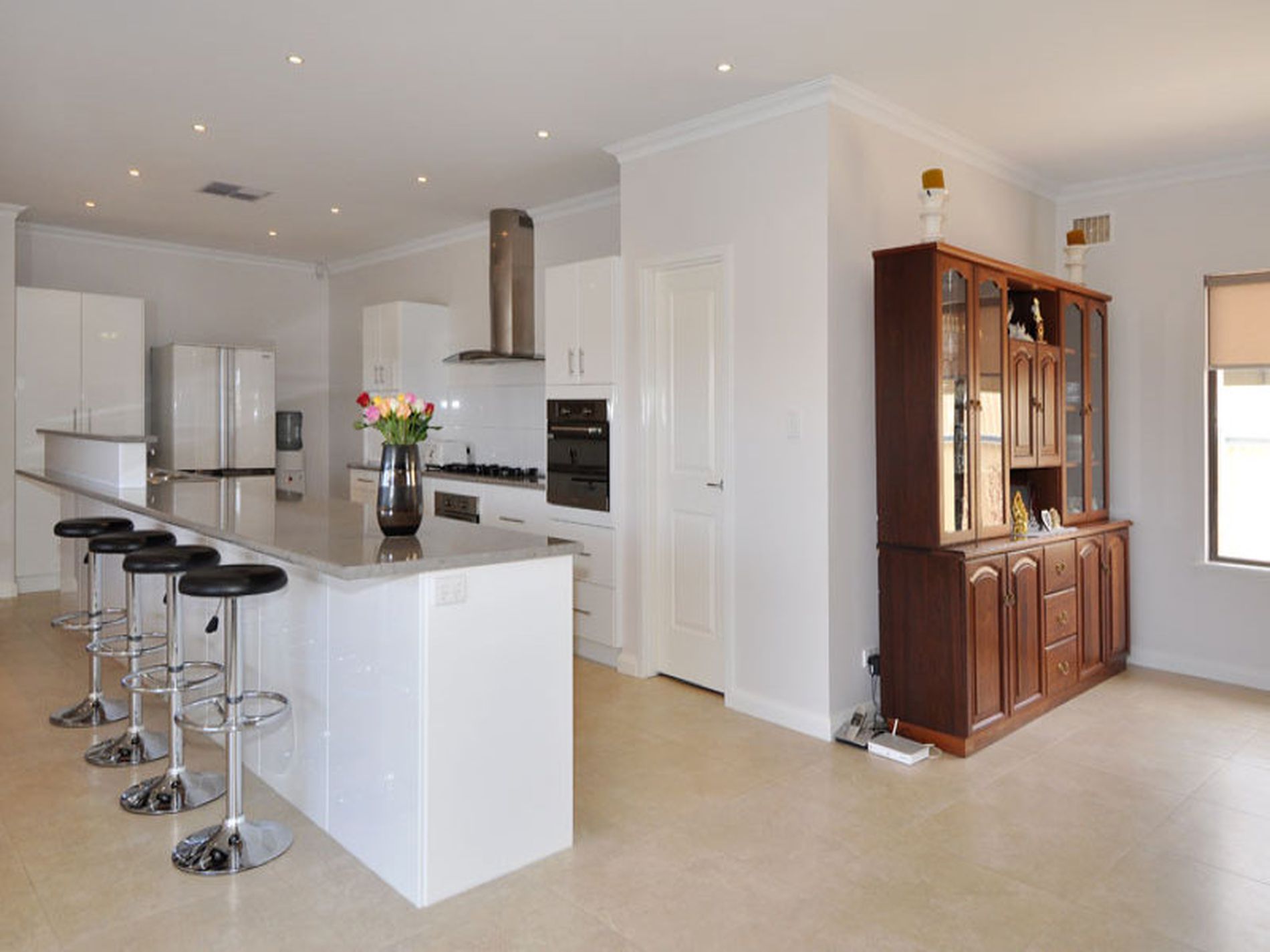 2 Pirring Way, Hannans