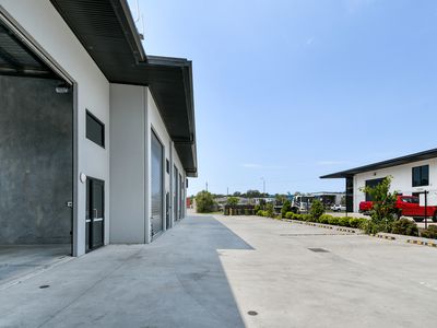 5 / 9 Corporate Place, Landsborough