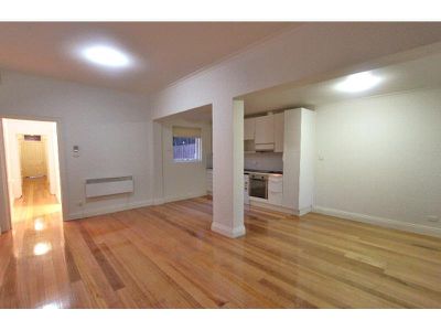 118 Millswyn Street, South Yarra