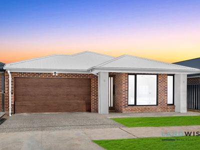 19 Amiata Drive, Truganina