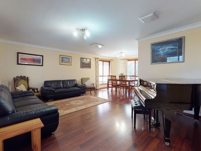 9 Loane Place, Dubbo