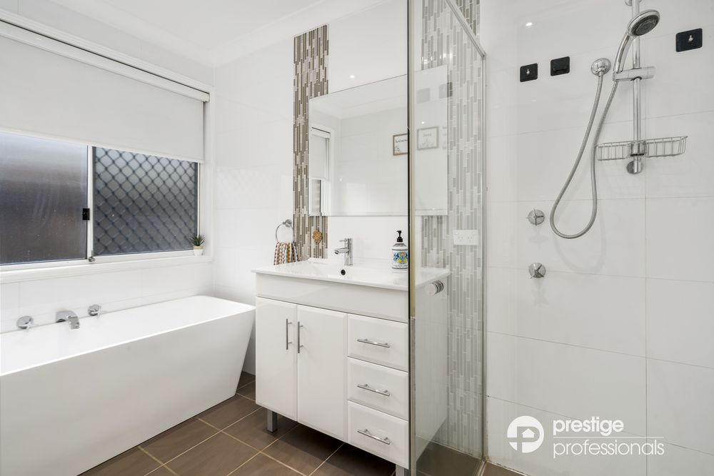 5 Wollemi Court, Wattle Grove