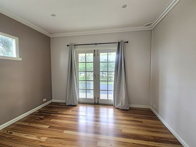 31 Christiansen Avenue, Old Erowal Bay
