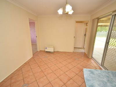 5 Ebelina Crescent, Parkes