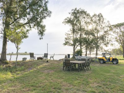 17938 Pacific Highway, Jones Island