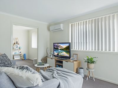 2A Huntingdale Dr, Mollymook