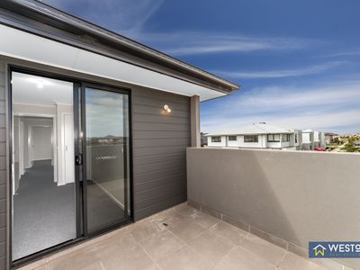 20 Aylesbury Terrace, Werribee