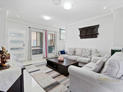 4 / 61 Portico Parade, Toongabbie